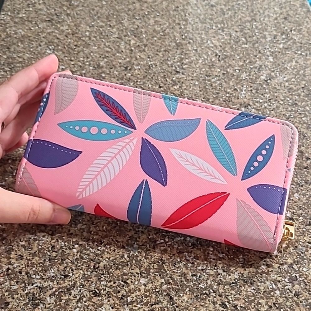 ♡♡♡Pink Leaf Print Zip Wallet